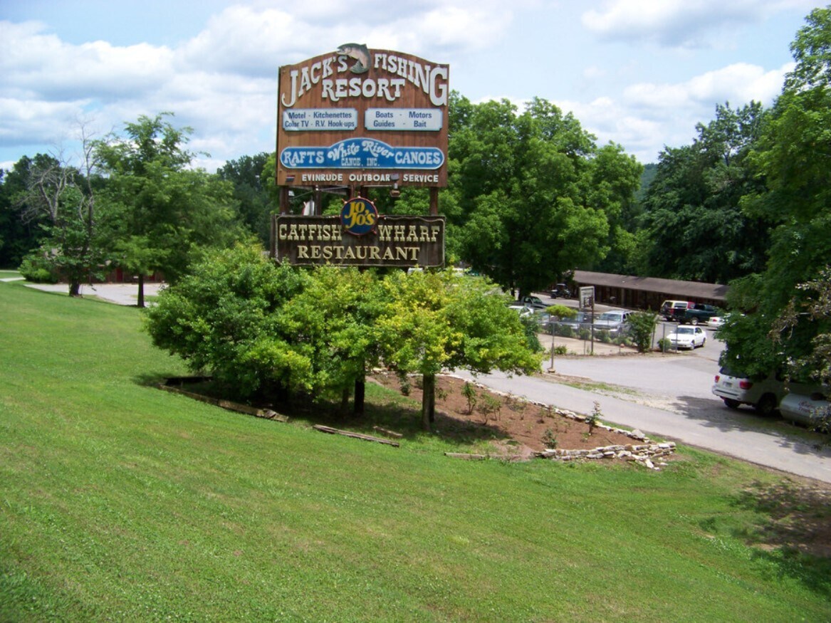 212 Hayden Heights Rd, Mountain View, AR for sale Primary Photo- Image 1 of 1