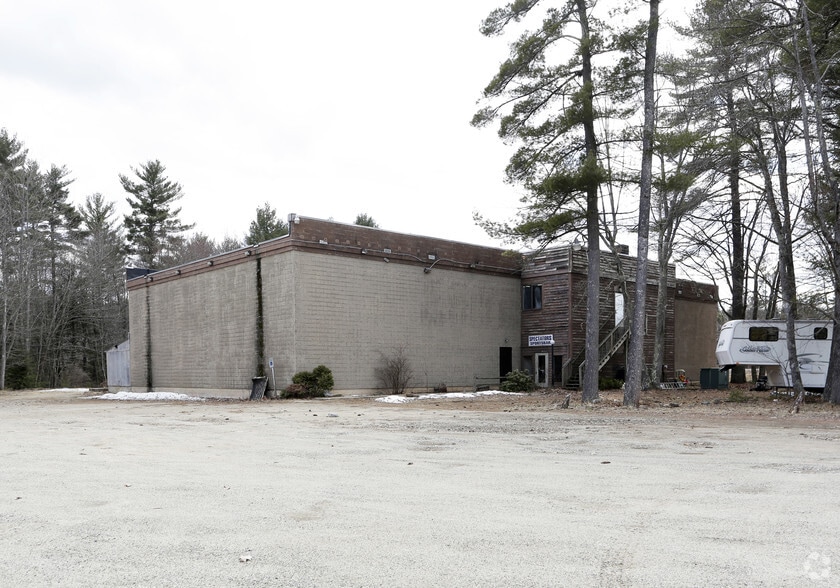 168 Country Club Rd, Sanford, ME for sale - Primary Photo - Image 1 of 1