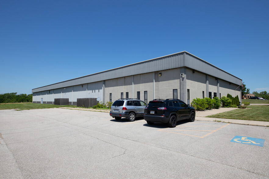 2800 E Heartland Dr, Liberty, MO 64068 - Industrial for Sale | LoopNet