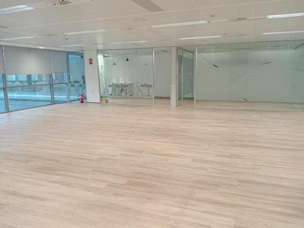 Carrer De Pujades, 342-362, Barcelona, Barcelona for lease Interior Photo- Image 1 of 2