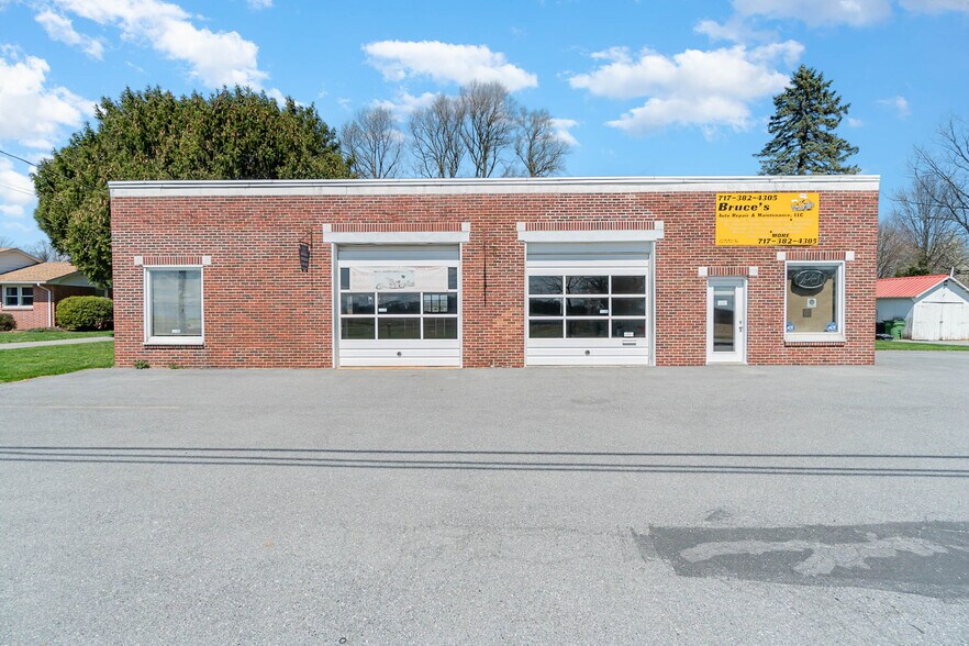 125 W Main St, Fawn Grove, PA 17321 Retail for Sale