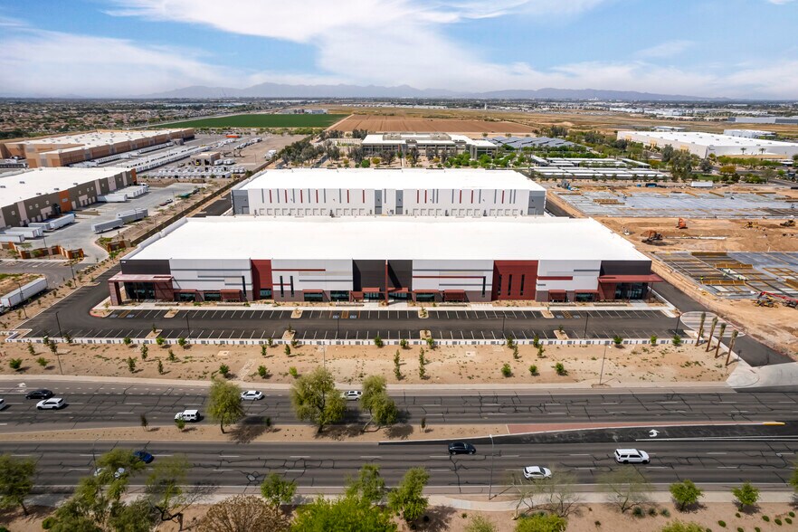 2700 S Gilbert Road, Chandler, AZ 85286 Bldg. B