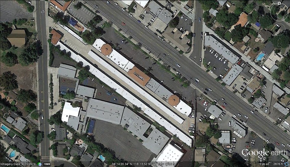 3900-3934 Foothill Blvd, La Crescenta, CA for lease - Building Photo - Image 2 of 2