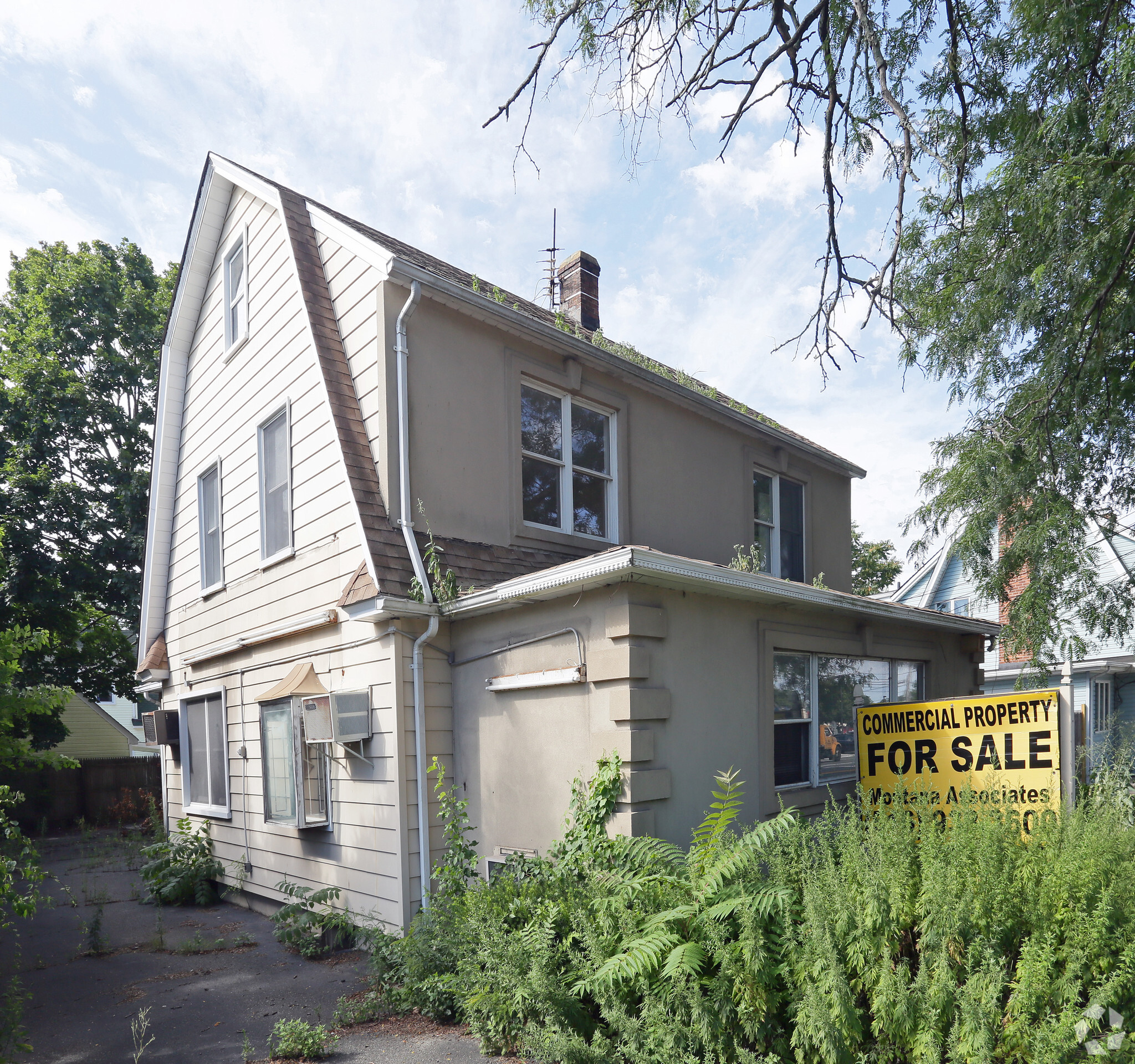 175 W Old Country Rd, Hicksville, NY for sale Primary Photo- Image 1 of 1