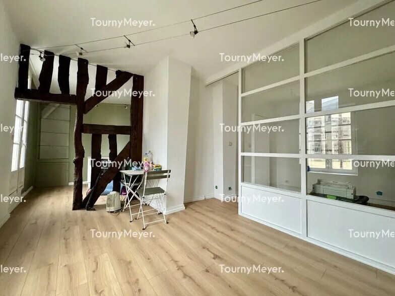 Office in Rennes for sale - Interior Photo - Image 2 of 4