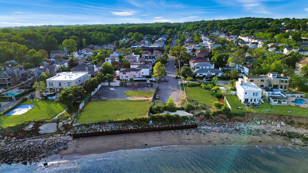 705 Barclay Ave, Staten Island, NY 10312 705 Barclay Avenue