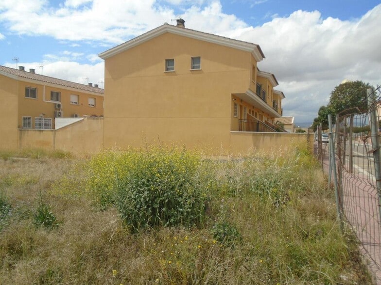 Carrer Martí i Pol, 3, Bellvei, Tarragona for sale - Building Photo - Image 3 of 7
