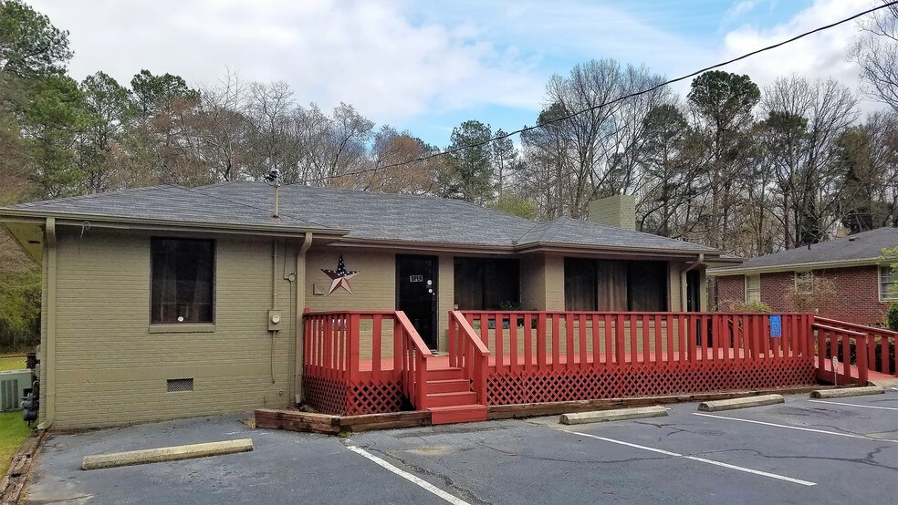 7058 Sweetwater Rd, Lithia Springs, GA 30122