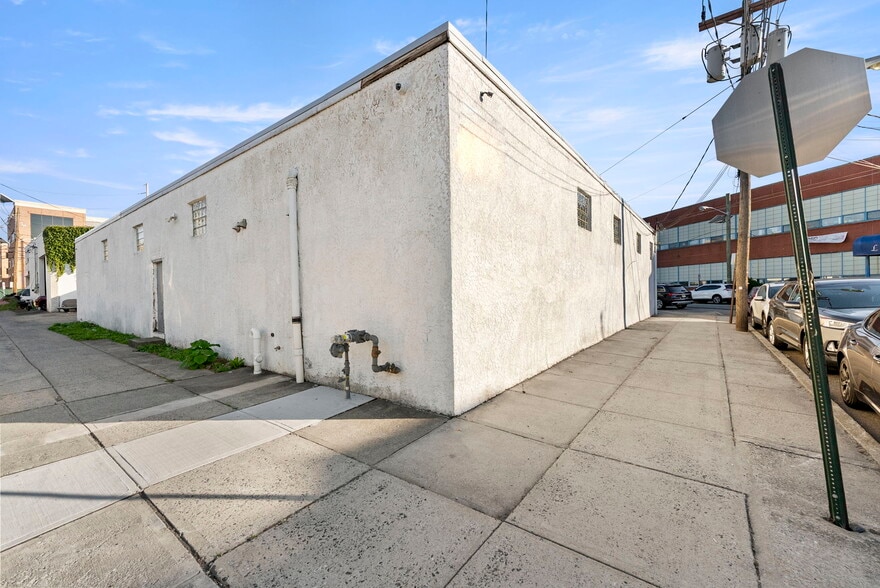 1160 Chestnut St, Elizabeth, NJ for sale - Building Photo - Image 2 of 9
