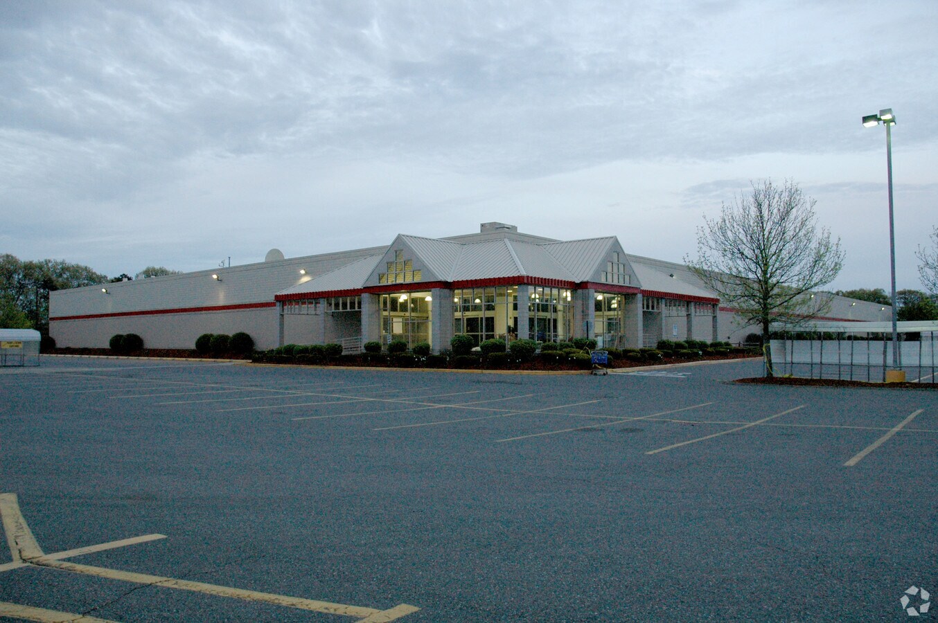 1225 Worcester St, Natick, MA 01760