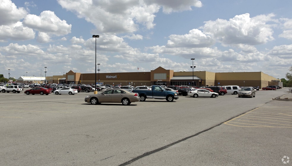 2409 W Kenosha Ave, Broken Arrow, OK for lease - Primary Photo - Image 1 of 17