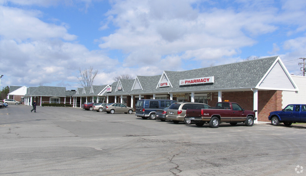 700-1240 Bowen Rd, Elma, NY for lease - Primary Photo - Image 1 of 2