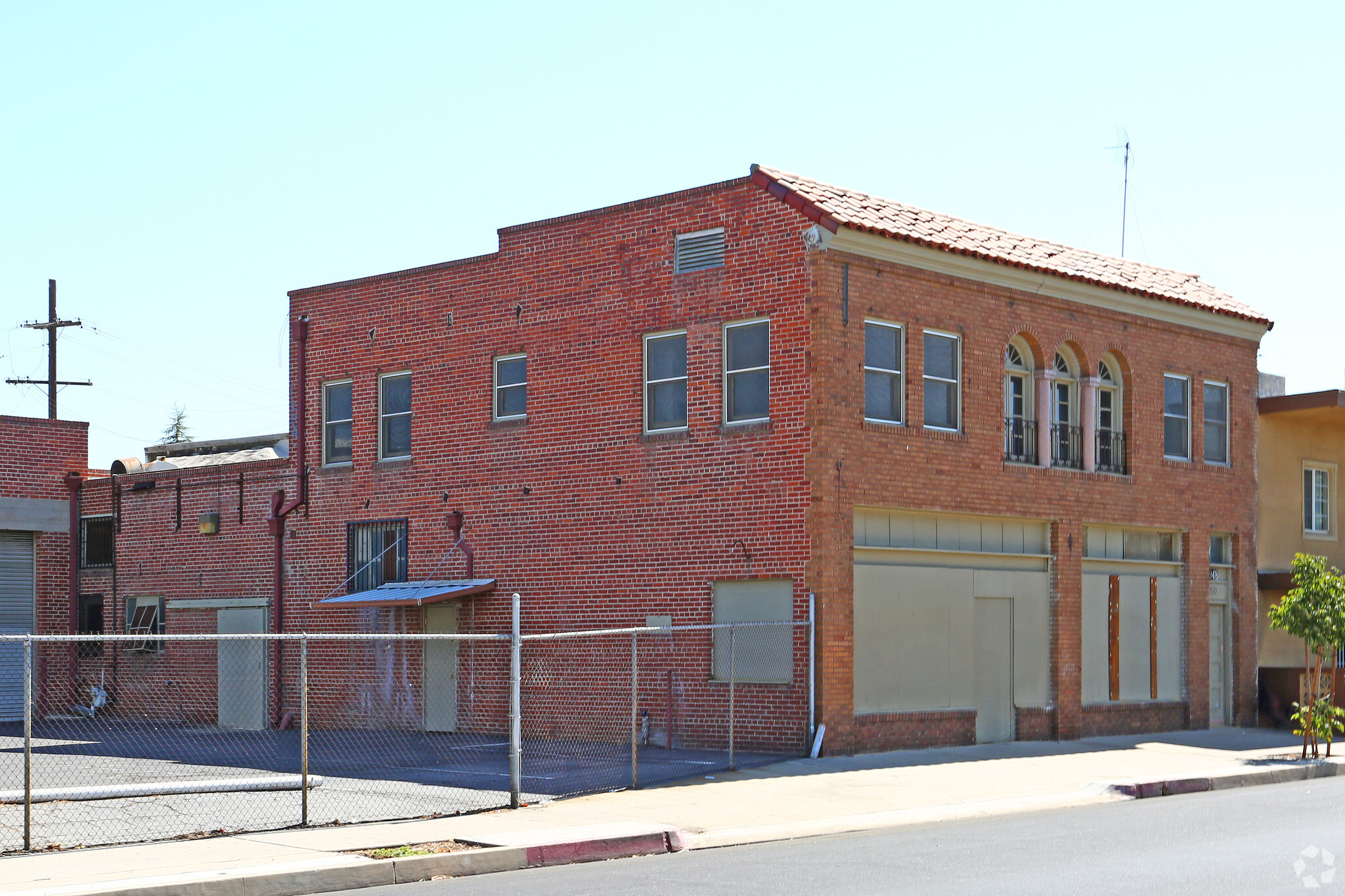 downtown-fresno-historic-mixed-use-fresno-ca-for-sale-loopnet