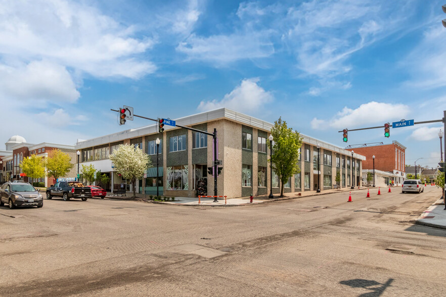 52-54 Main St, Lockport, NY for sale - Primary Photo - Image 1 of 1