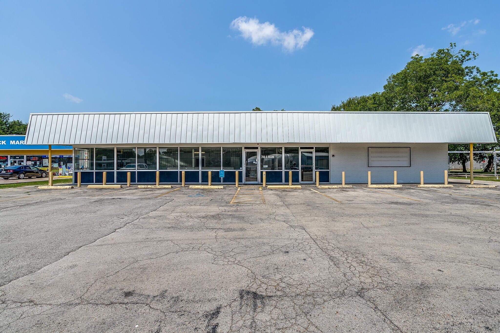 706 S Main St, Cleburne, TX for sale Building Photo- Image 1 of 1