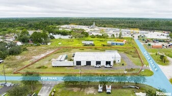 Small Bay Warehouse Near US-98 in Sebring - NNN Property
