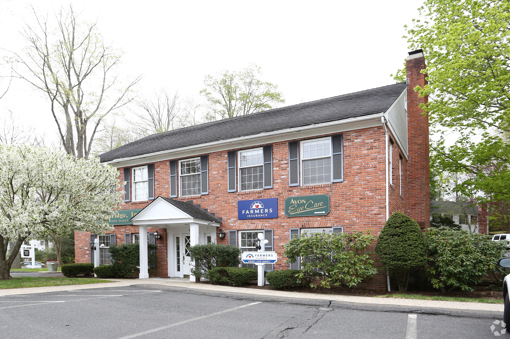 43 W Main St, Avon, CT for sale Primary Photo- Image 1 of 1