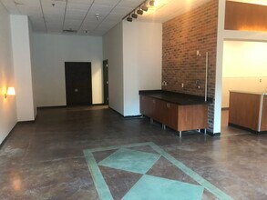 15 1st St SE, Rochester, MN for lease Interior Photo- Image 2 of 11