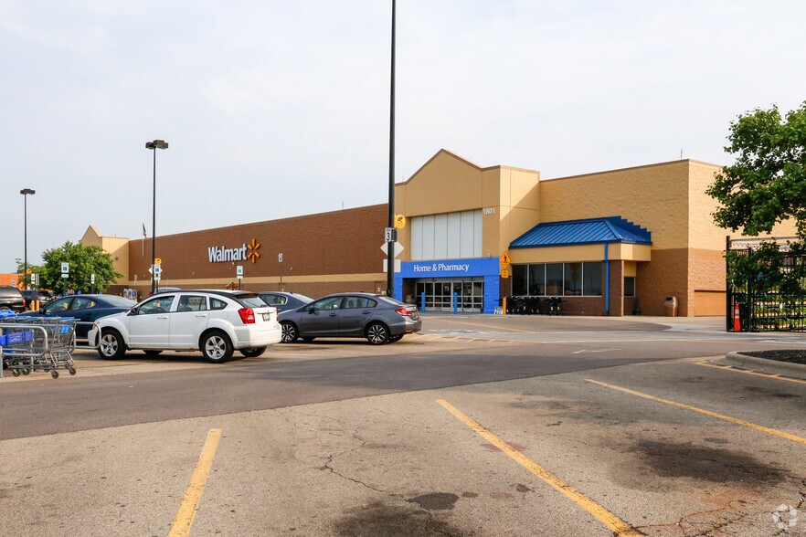 1801 W Main St, Troy, OH for sale - Building Photo - Image 1 of 1