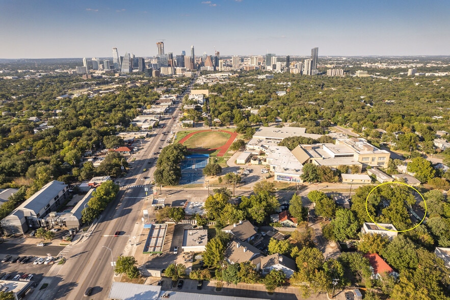 203 Leland St, Austin, TX for lease - Primary Photo - Image 1 of 6