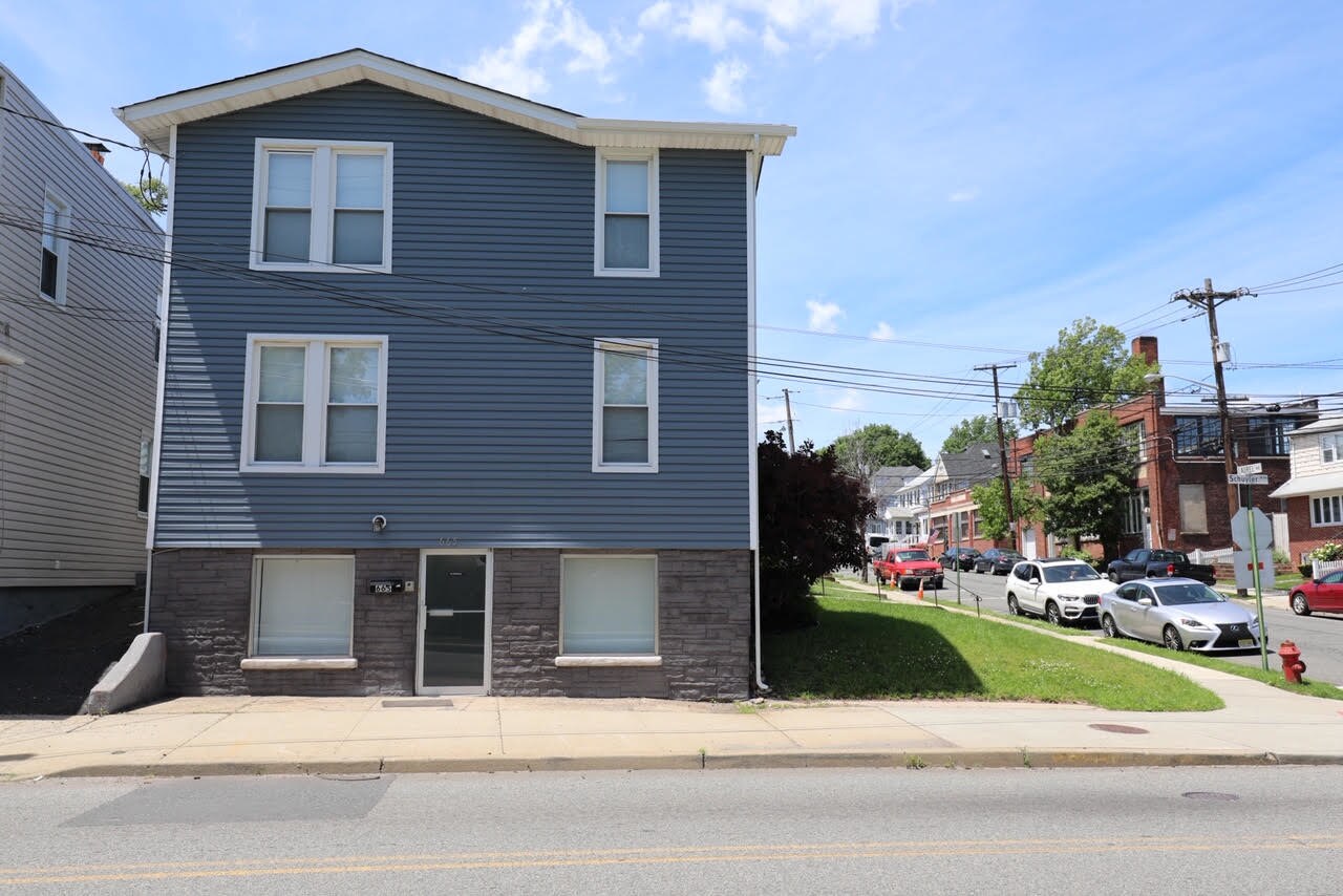 665667 Schuyler Ave, Kearny, NJ, 07032 Office Space For Lease