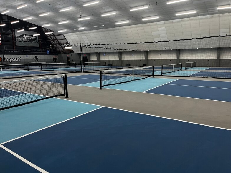 2010 Clement Blvd NW, Hickory, NC for sale - Building Photo - Image 3 of 5