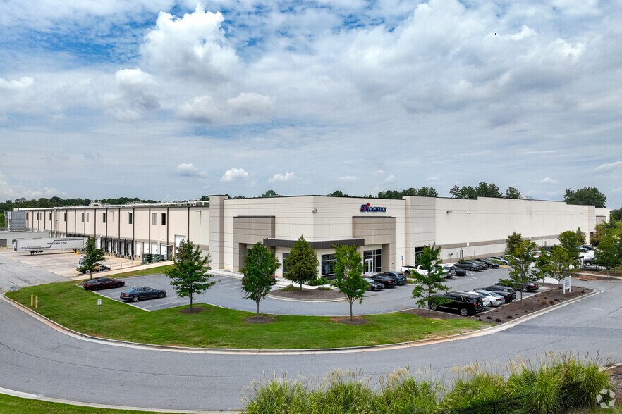 2823 Anvil Block Rd, Ellenwood, GA for sale - Primary Photo - Image 1 of 1