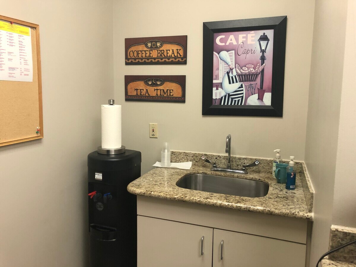 2940 Oak St, Kingwood, TX 77339 Office for Lease