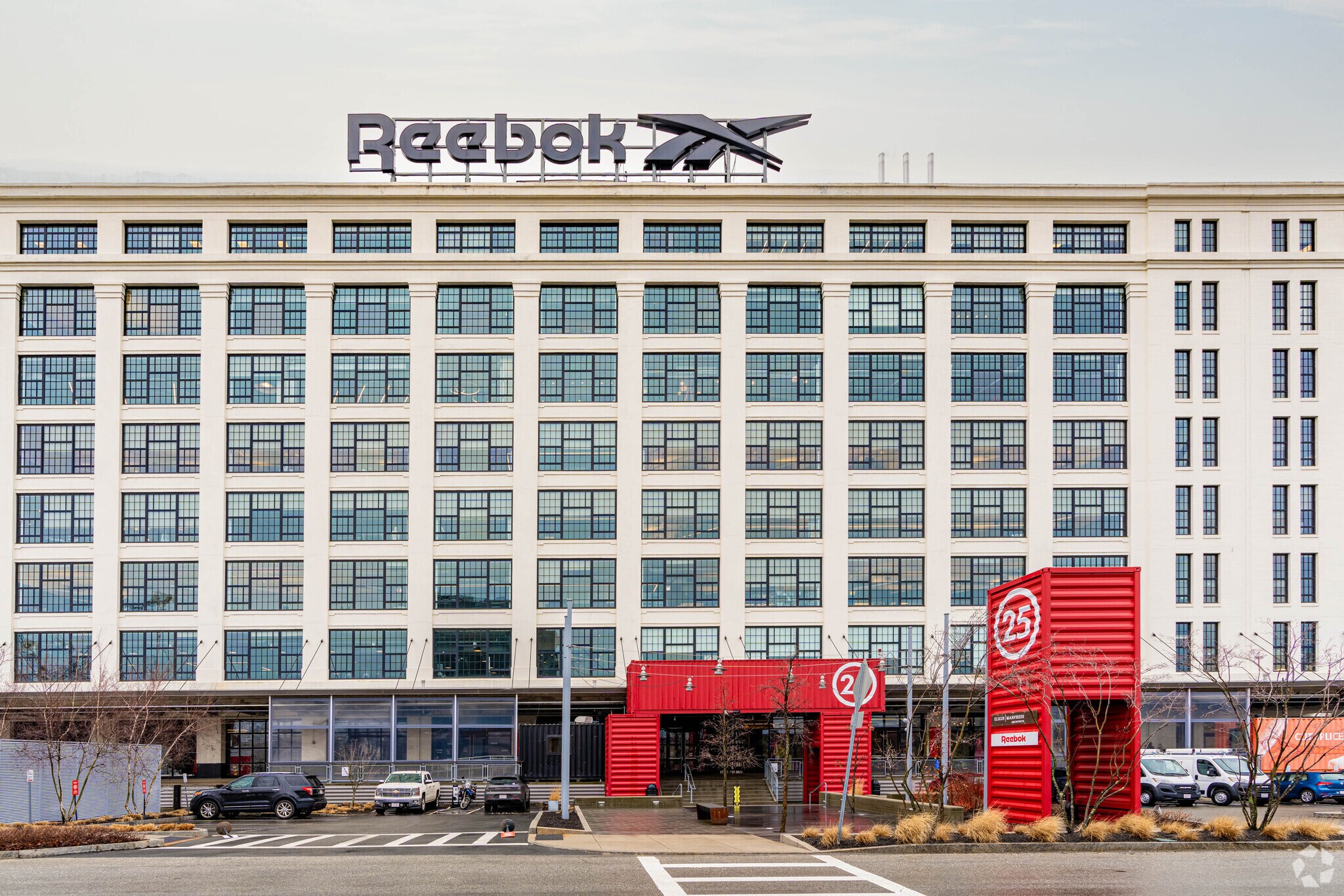 21-25 Drydock Ave, Boston, MA for lease Building Photo- Image 1 of 11