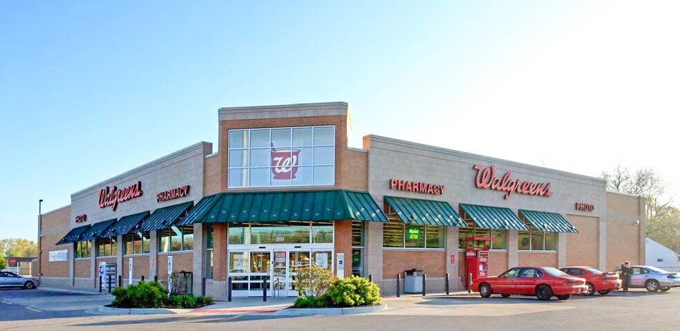 Walgreen's Zero Cash Flow Portfolio portfolio of 9 properties for sale on LoopNet.com for sale - 2225 E Walnut Ave - Image 1 of 11