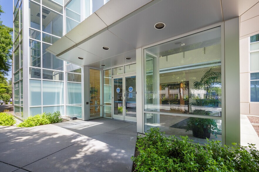 2480 Natomas Park Dr, Sacramento, CA 95833 Sutter Health Plus