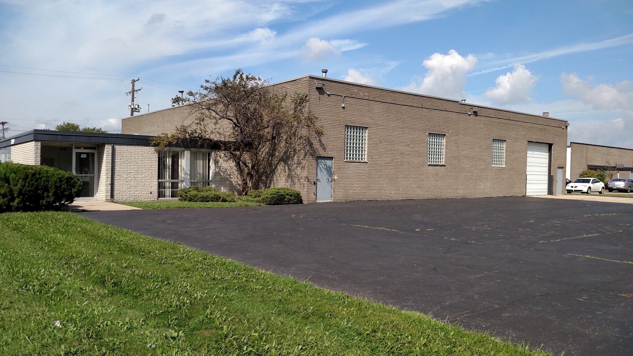 3319 E Ten Mile Rd, Warren, MI for sale Building Photo- Image 1 of 1