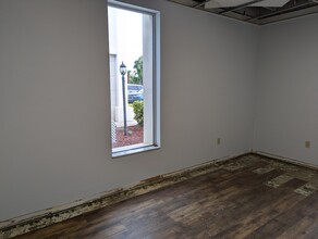 65 E Nasa Blvd, Melbourne, FL for lease Interior Photo- Image 2 of 6