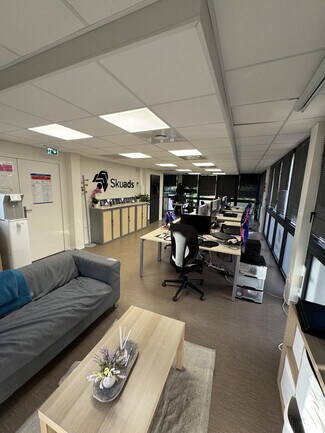 More details for 77 Rue Emmanuel Vitria, Gardanne - Office for Lease