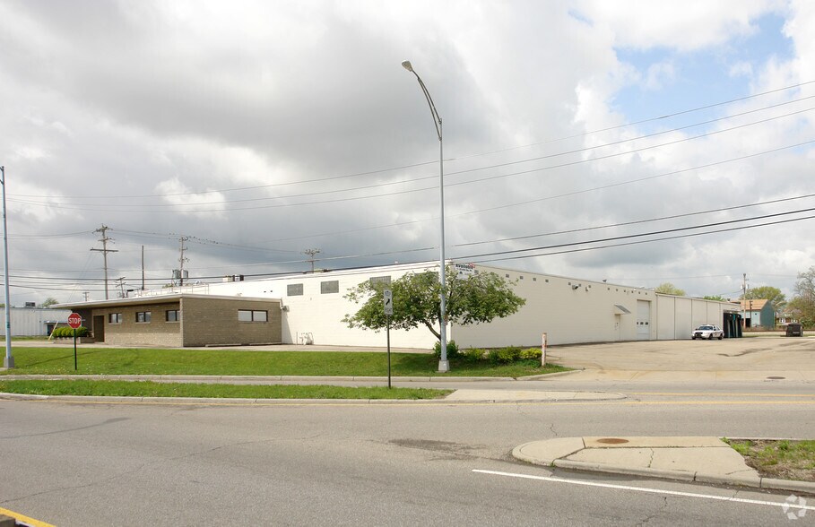 2505 Silver Dr, Columbus, OH 43211