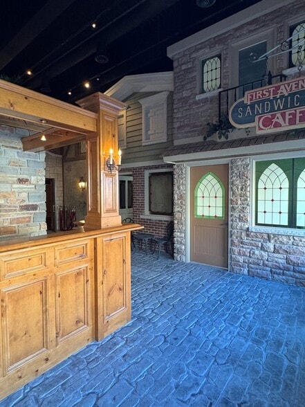 2000 W Main St, St Charles, IL for lease - Building Photo - Image 2 of 27