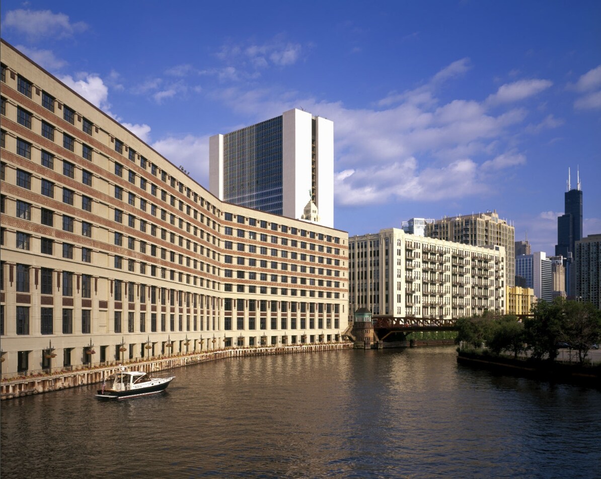 600 W Chicago Ave, Chicago, IL 60654 - 600 West Chicago | LoopNet
