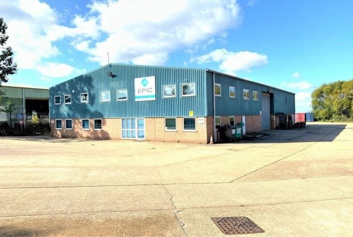 Vanguard Rd, Great Yarmouth for sale Primary Photo- Image 1 of 1