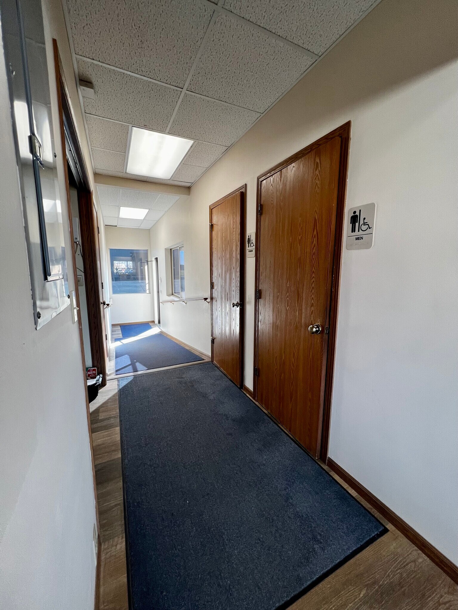 1719 E Jackson St, IL 61455 Gentry Motors