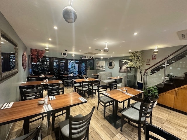 The Broadway, Stanmore for lease Interior Photo- Image 1 of 8