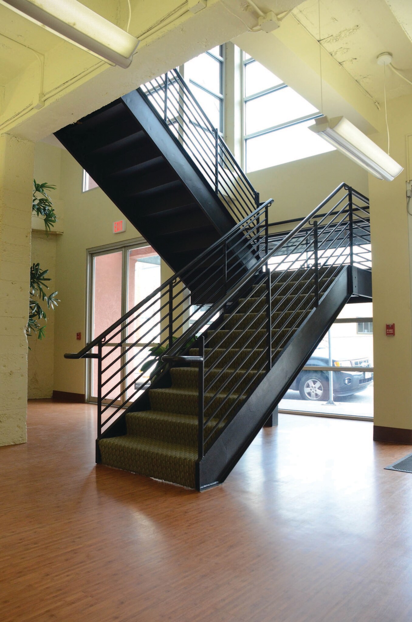 735 SW 20th Pl, Portland, OR for sale Building Photo- Image 1 of 1