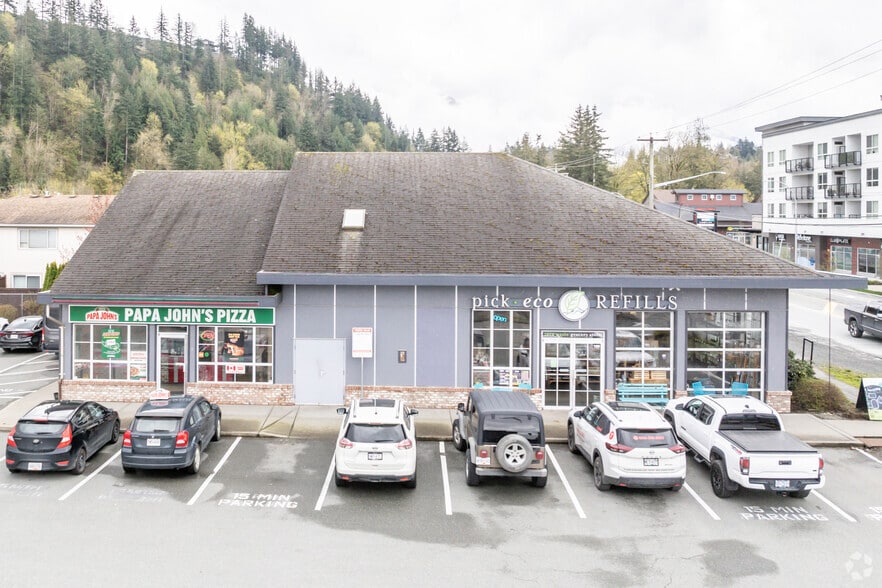 5580 Vedder Rd, Chilliwack, BC for lease - Building Photo - Image 2 of 2