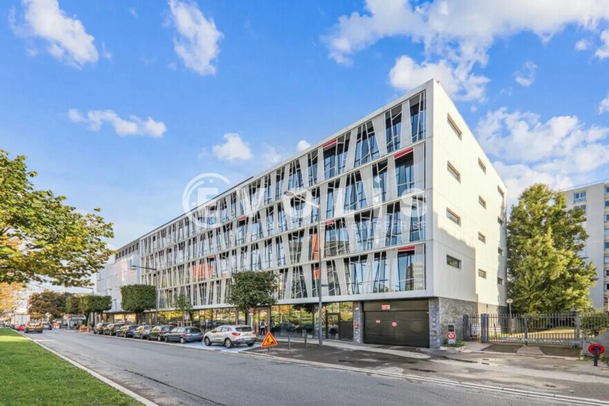 259 Avenue Du Général Leclerc, Maisons-Alfort for lease - Building Photo - Image 1 of 14