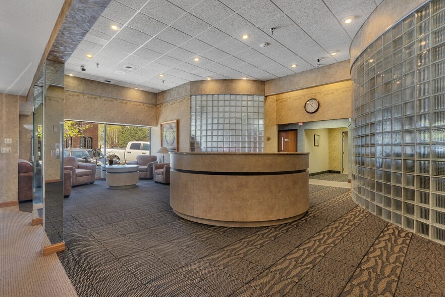 14 7th Ave N, Saint Cloud, MN for sale - Building Photo - Image 3 of 31