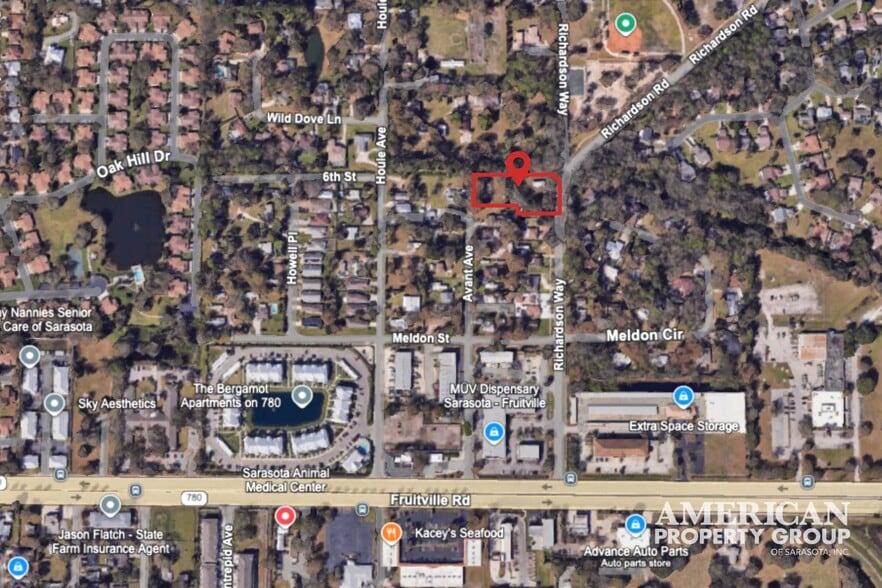 519 Richardson Way, Sarasota, FL for sale - Building Photo - Image 3 of 4