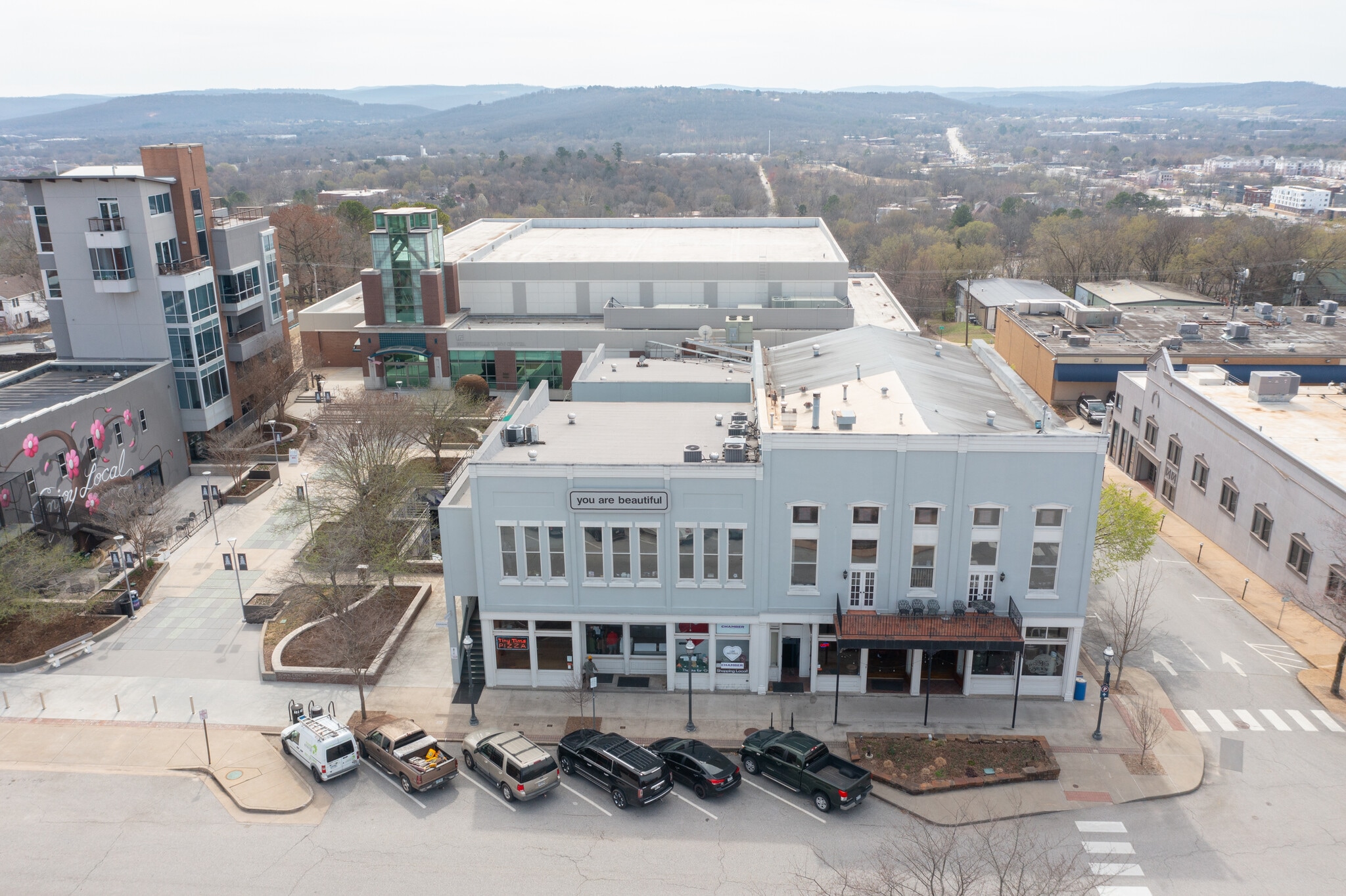 21 W Mountain St, Fayetteville, AR for lease Primary Photo- Image 1 of 13
