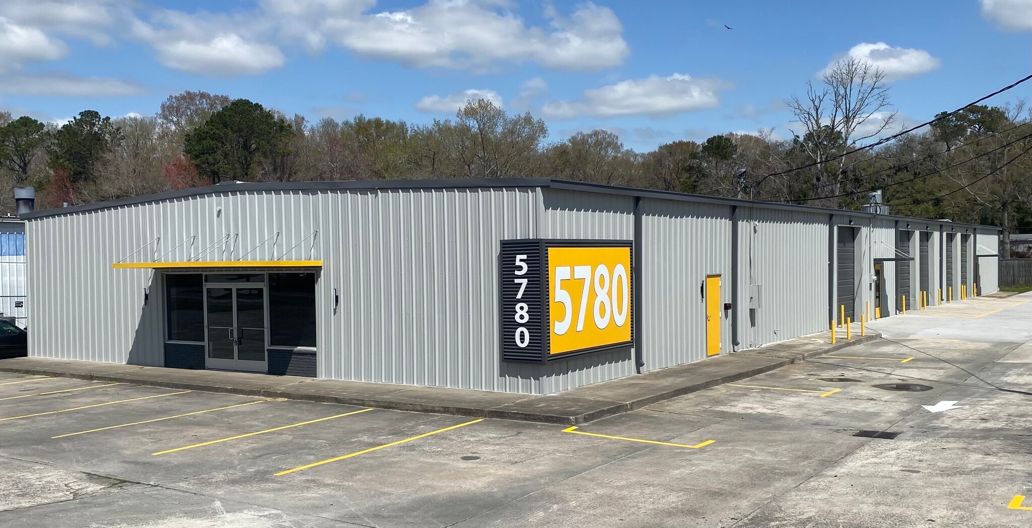 5780 Dorchester Rd, Charleston, SC for lease Building Photo- Image 1 of 12