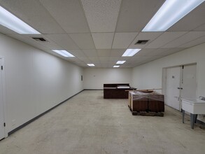 11549 Old Perrin Beitel Rd, San Antonio, TX for lease Interior Photo- Image 1 of 7