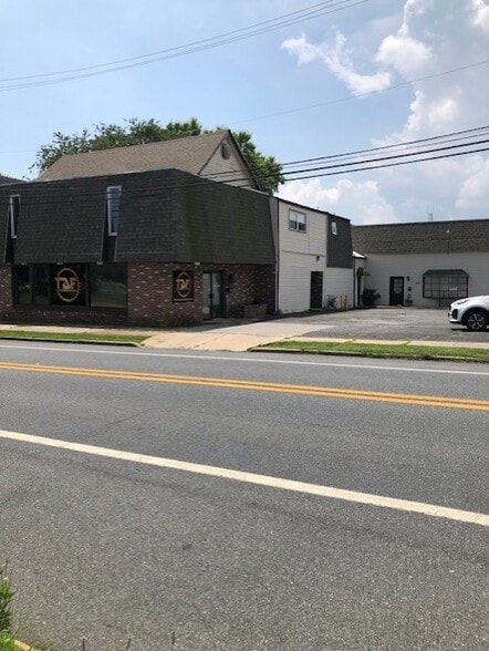 418-422 S Governors Ave, Dover, DE for sale - Building Photo - Image 2 of 2