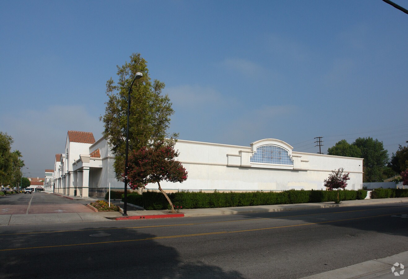 10823 Zelzah Ave, Granada Hills, CA 91344